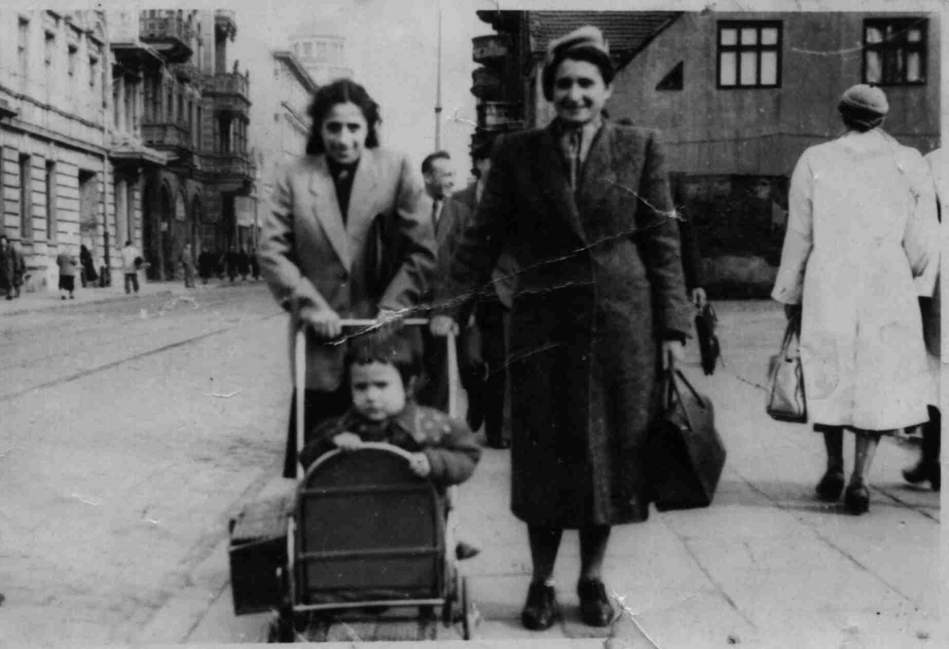 My Mother and I with Lola Szydlowska